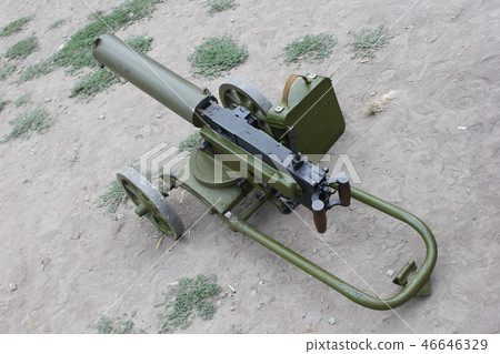 Maxim Gun 46646329
