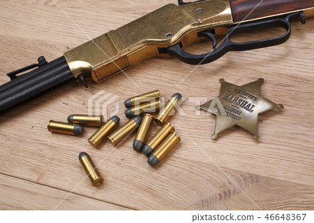 Wild west period repeating rifle with ammunition Wild west period repeating rifle with ammunition 46648367