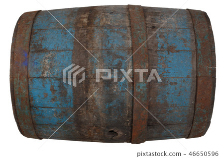 old rusty wooden barrel 46650596