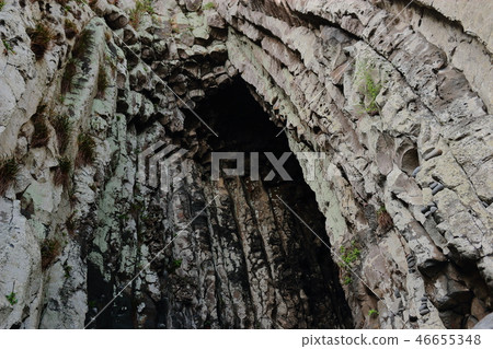 Cliffs, shoreline, 46655348