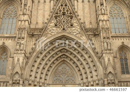 Entrance portal of Gothic Barcelona Cathedral Entrance portal of Gothic Barcelona Cathedral 46661597