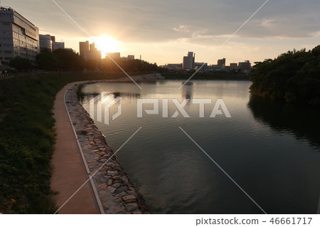 岡山後樂園黃昏時分 46661717