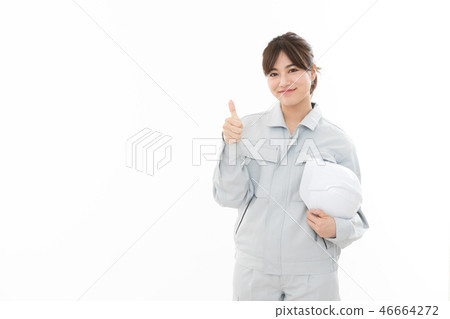 年輕女子工作穿好 46664272