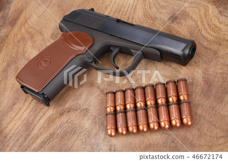 9mm russian handgun with ammunitions 9mm russian handgun with ammunitions 46672174