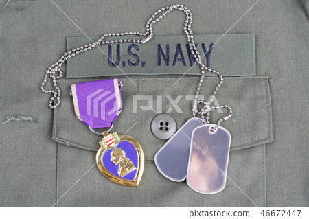 Purple Heart award on US NAVY olive green uniform 46672447