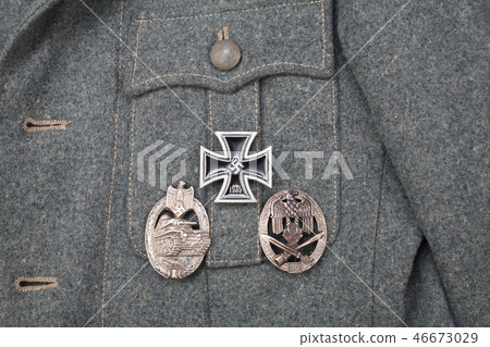 nazi german awards - Iron Cross, Assault Badge nazi german awards - Iron Cross, Assault Badge 46673029