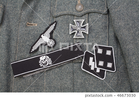 WW2 German Waffen-SS military insignia 46673030
