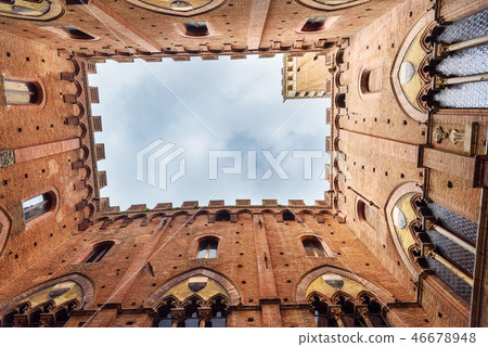 Courtyard of Palazzo Pubblico in Siena. Italy Courtyard of Palazzo Pubblico in Siena. Italy 46678948