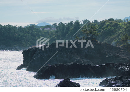 Fangpu Duck, Coast, Cliff, Lava, 46680704