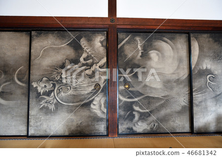 Jianin temple square mural cloud dragon figure 46681342