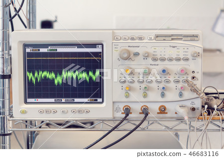 testing equipment - wave analyzer osciloscop 46683116