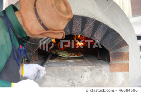 Pizza furnace 46684596