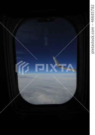飛機的窗口 46685782