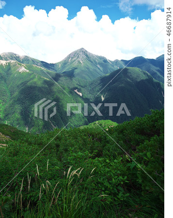 Hitonentake distant view from Hutte Nishitake 46687914
