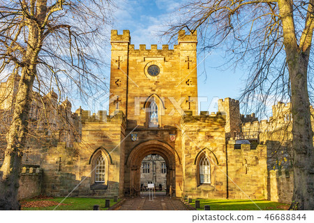 達勒姆城堡在達勒姆，英國和達勒姆城堡在大教堂裡 46688844