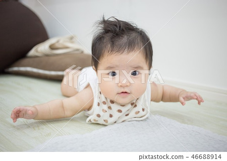 一個說謊的嬰兒 46688914