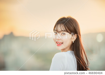 woman, girl, college girl, sunset, sunset, sunlight, twilight, outing, 46690484