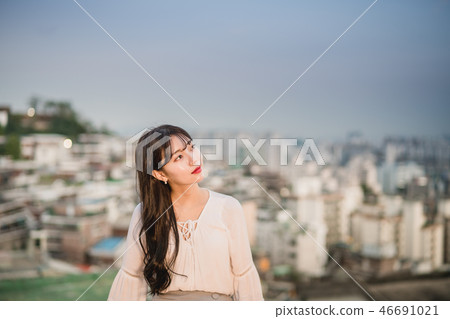 女人女人女大學生輝光夕陽陽光夕陽郊遊 46691021