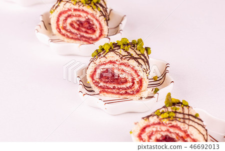 Swiss roll with a berry layer Swiss roll with a berry layer 46692013