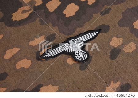 WW2 German Waffen-SS military insignia  46694270