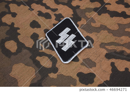 WW2 German Waffen-SS military insignia  46694271