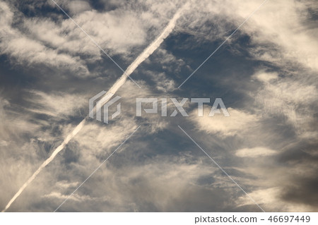 Contrail 46697449