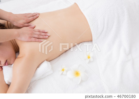  Beauty Salon 46700180