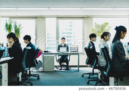 企業組織部門 46700936