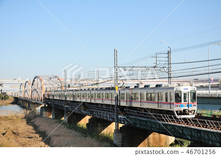 京成3500火車穿越荒川大橋 京成3500火車穿越荒川大橋 46701256