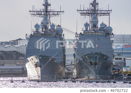 Ticonderoga class missile cruiser Ticonderoga class missile cruiser 46702722