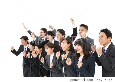 人數眾多人數眾多，業務支持 46703857