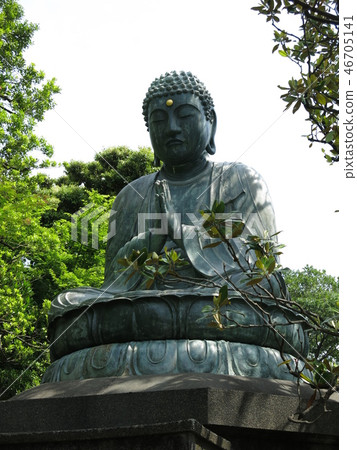 在Yanaka Taito Ward席位的Tennoji的銅菩薩菩薩 在Yanaka Taito Ward席位的Tennoji的銅菩薩菩薩 46705141