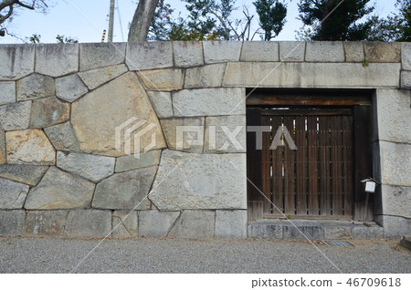 Reservoir (Uzumimon), Ishigaki (Tamamo Park (Takamatsu Castle ruins) / Tamasu Town, Takamatsu City, Kagawa Prefecture) 46709618