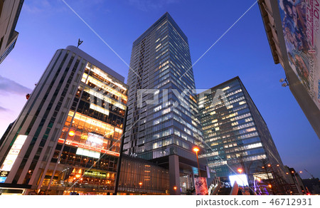 在日本的東京都市風景我想看到正在成為商業區的秋葉原,東京的城市景觀 在日本的東京都市風景我想看到正在成為商業區的秋葉原,東京的城市景觀 46712931