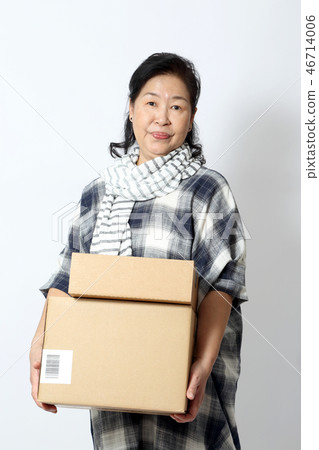 Senior 46714006