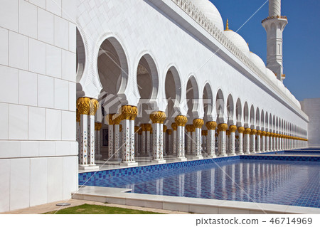 Sheikh Zayed Mosque in Abu Dhabi  46714969