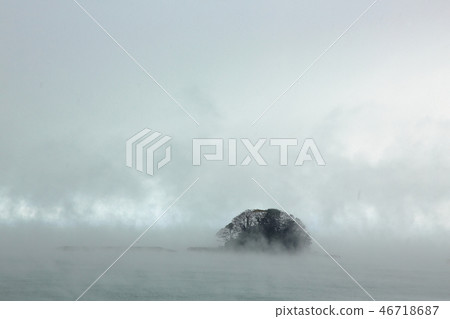 Stormy Toyama Bay Stormy Toyama Bay 46718687