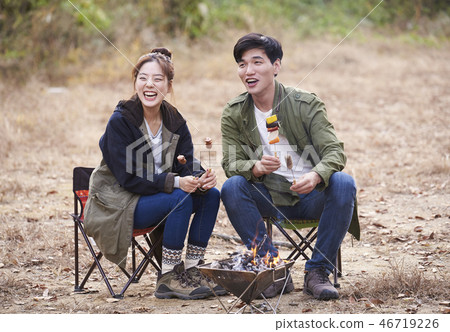 Couple, Camping, Korean 46719226