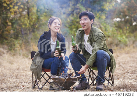 Couple, Camping, Korean 46719228
