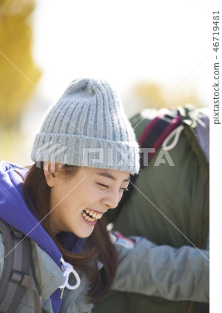 Couple, Camping, Korean 46719481