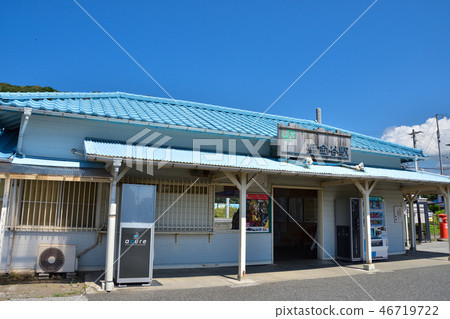 Chiba JR Hamakanaya Station 46719722