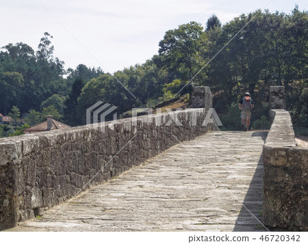 Pilgrim on the Maceira Bridge - Negreira Pilgrim on the Maceira Bridge - Negreira 46720342