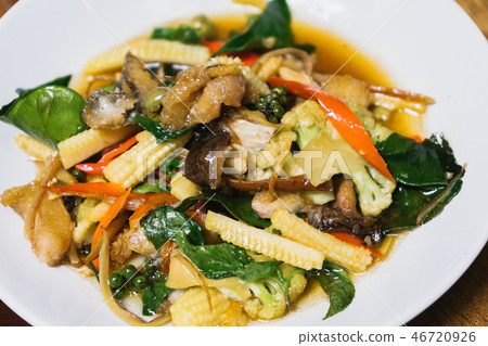 Thai food is Stir Fried Vegetables. Thai food is Stir Fried Vegetables. 46720926