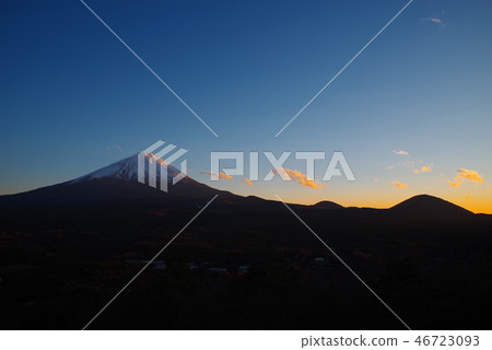 Twilight red Fuji seen from Koyodai Twilight red Fuji seen from Koyodai 46723093