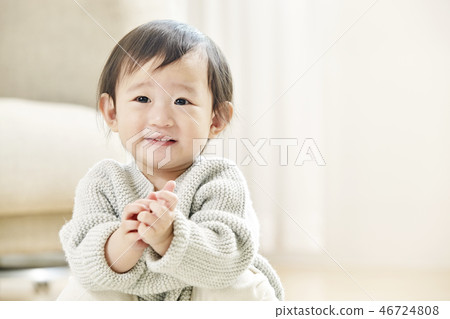 嬰兒，嬰兒，嬰兒，兒童，房子 46724808