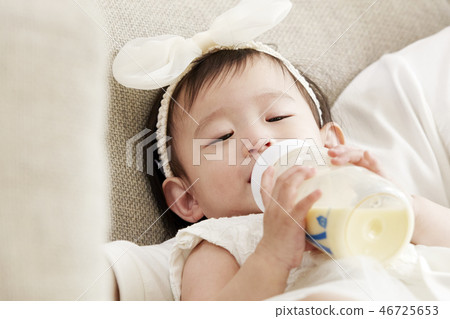 Infant, baby, baby, children, house Infant, baby, baby, children, house 46725653