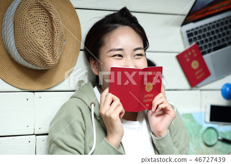 一個女人去旅行 一個女人去旅行 46727439