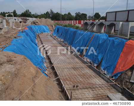 Temporary slope protection use the plastic sheet Temporary slope protection use the plastic sheet 46730890