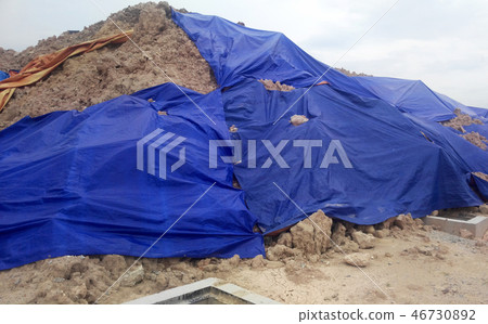 Temporary slope protection use the plastic sheet  46730892