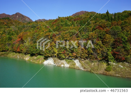 Fall of Iriba dam 46731563